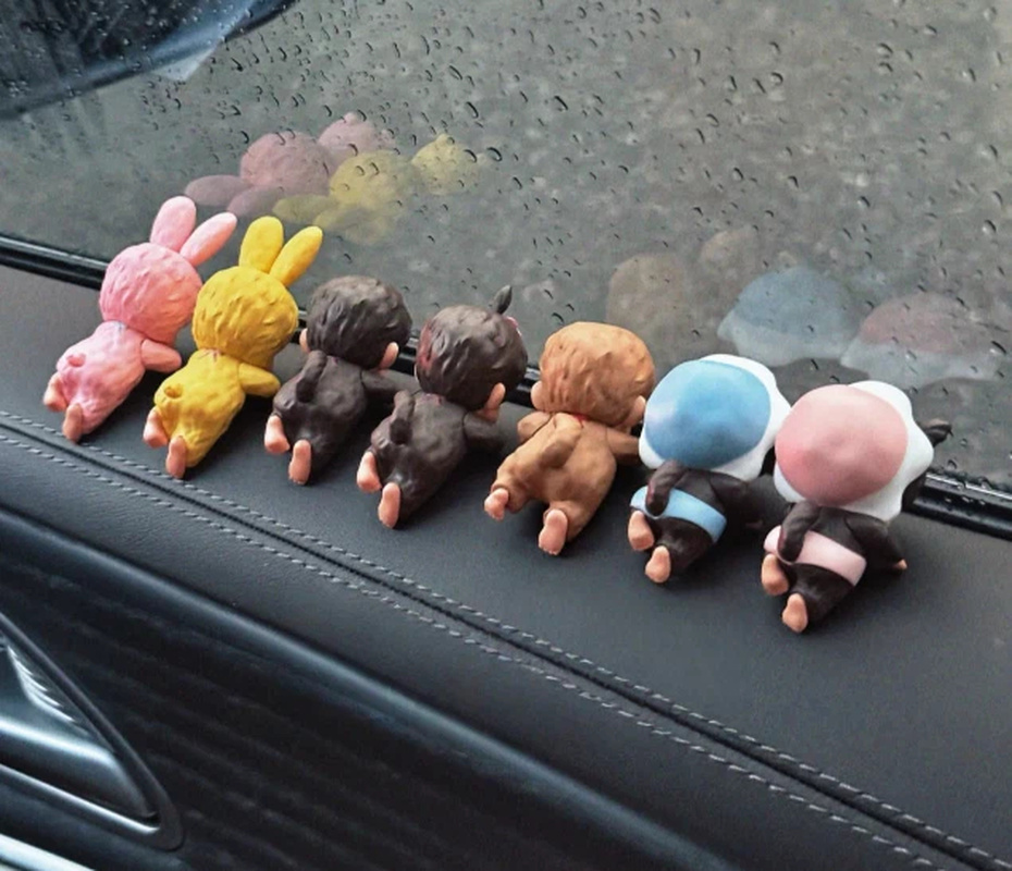 Anime Figure Mengqiqi Lying Po - огляд і ціна Phone Accessories Toys